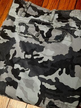 Levis Mens Size 40 Cargo Black White Gray Camo Baggy Skater Y2K Shorts B2
